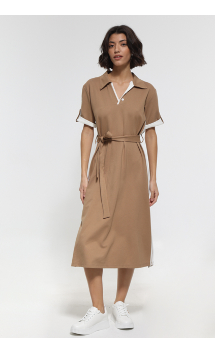 CAMEL SHORT SLEEVED ONE-SIZED DRESS WITH WAIST BELT AND SHOULDER