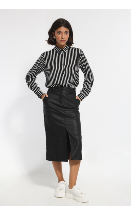 BLACK MAXI SKIRT WITH LEATHER LOOK POCKETS