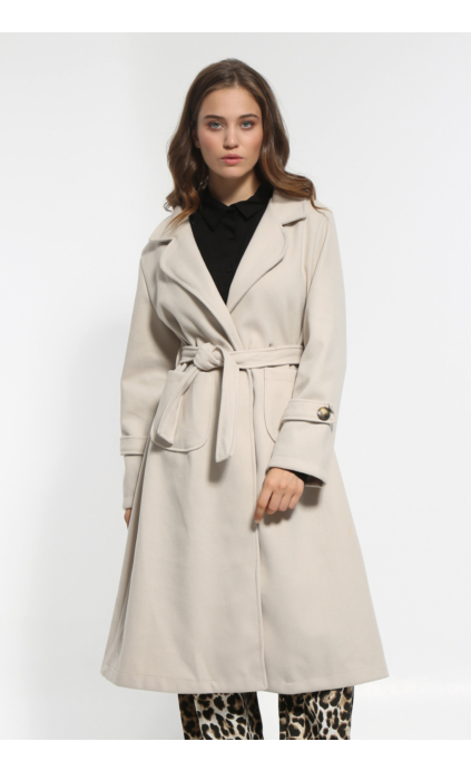 LONG BLACK COAT WITH WAIST BELT