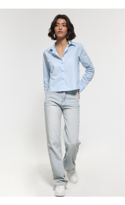 LIGHT BLUE SHORT SHIRT WITH COLLAR