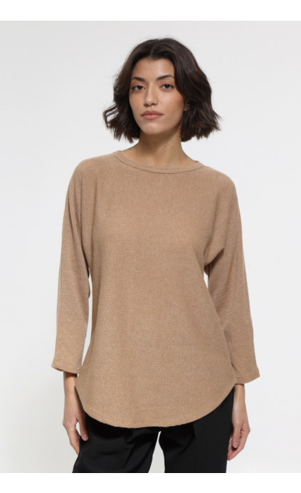 LONG SLEEVE BLOUSE IN CAMEL COLOR