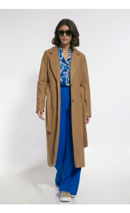 CAMEL COAT WITH WAIST BELT AND POCKETS