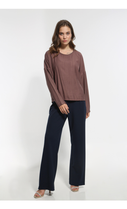 COMFORTABLE BROWN LONG SLEEVED BLOUSE