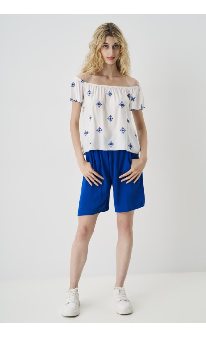 OPEN BLOUSE WITH BLUE EMBROIDERY