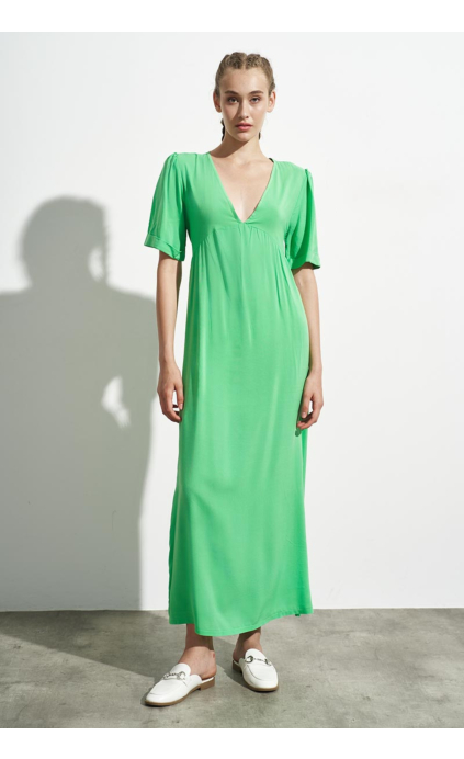 V-NECK MAXI DRESS AND TIE BACK GREEN