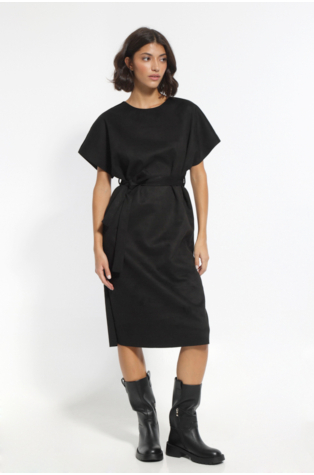 SHORT SLEEVE BLACK DRESS WITH WAIST BELT