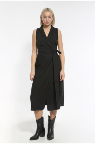 BLACK SLEEVELESS DRESS WITH A TIE