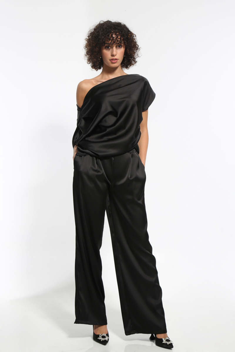 WIDE BLACK SATIN PANTS