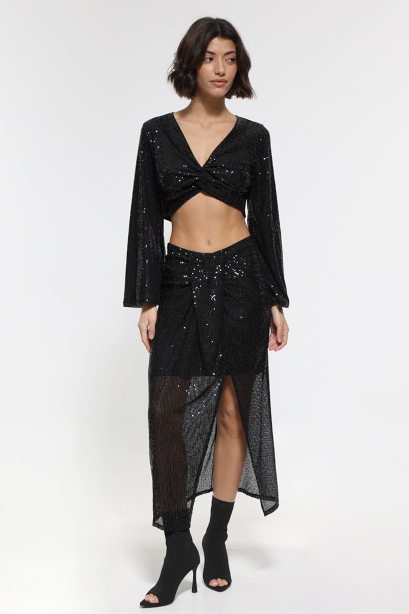 LONG SLEEVE BLACK TOP WITH SEQUINS