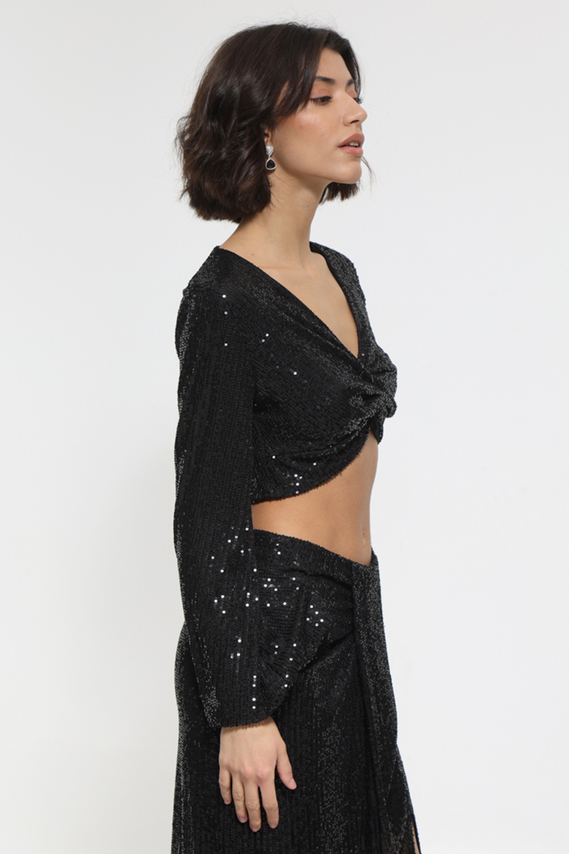 LONG SLEEVE BLACK TOP WITH SEQUINS