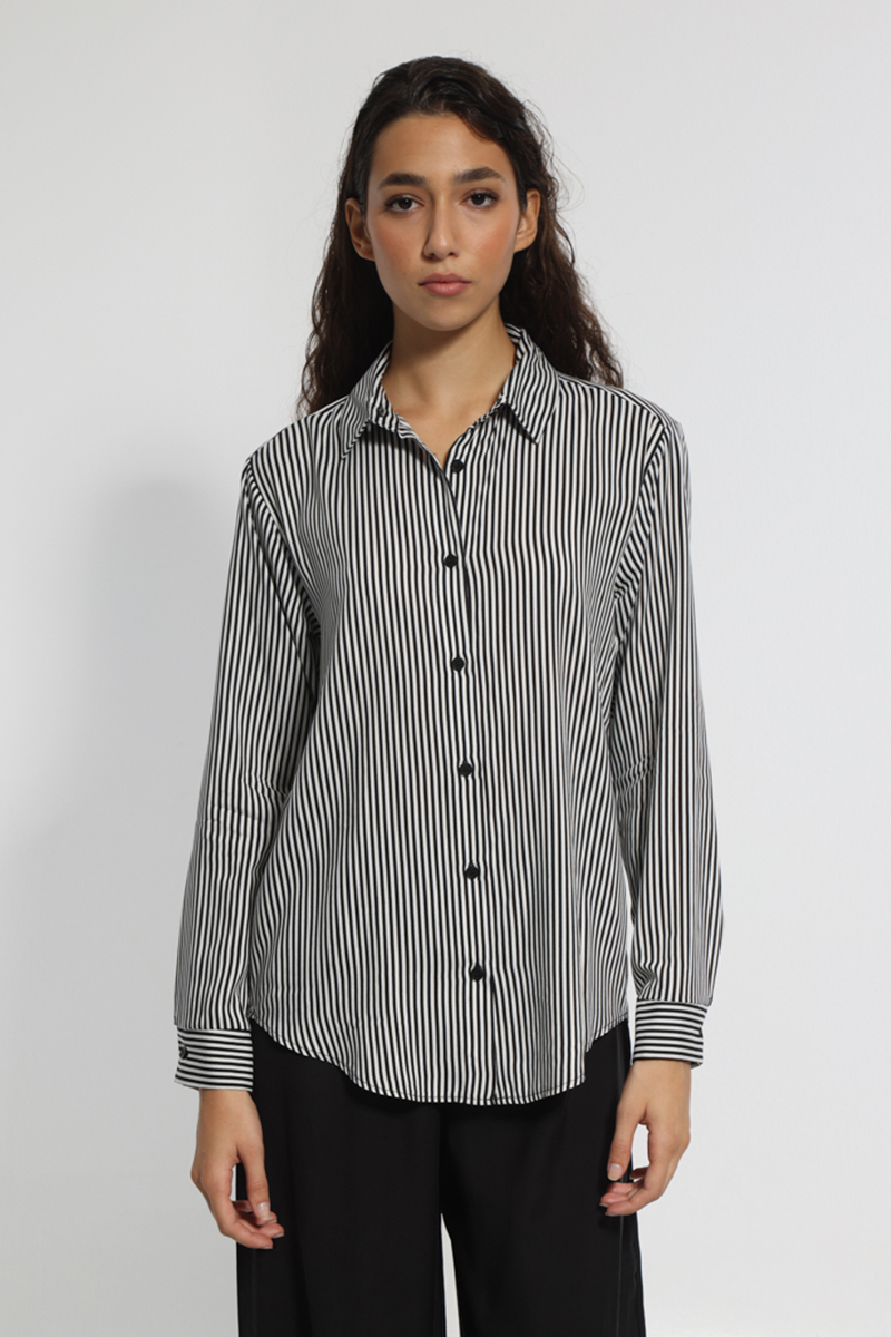 BLACK AND WHITE STRIPED SHIRT