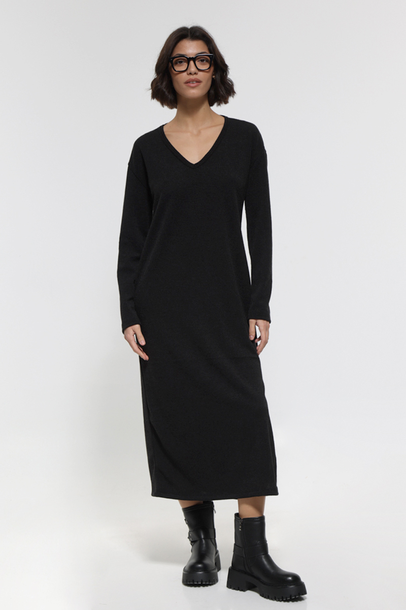 BLACK V-NECK LONG SLEEVED ONE PIECE DRESS