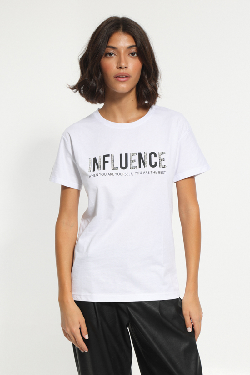 WHITE T-SHIRT WITH LOGO