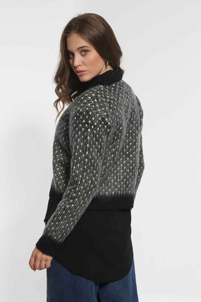 BLACK KNIT JACKET WITH GOLDEN BUTTONS