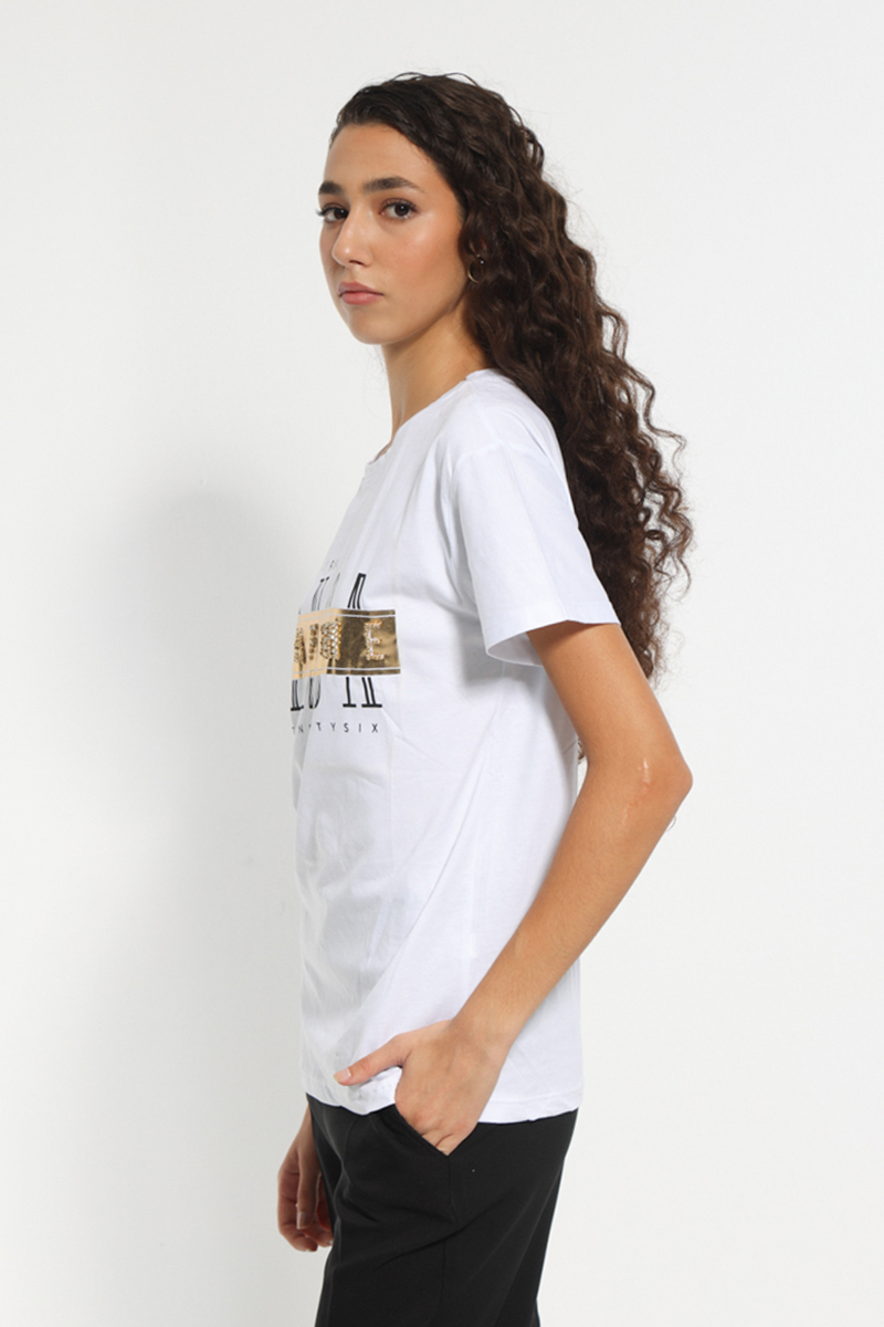 WHITE T-SHIRT WITH GOLD LOGO