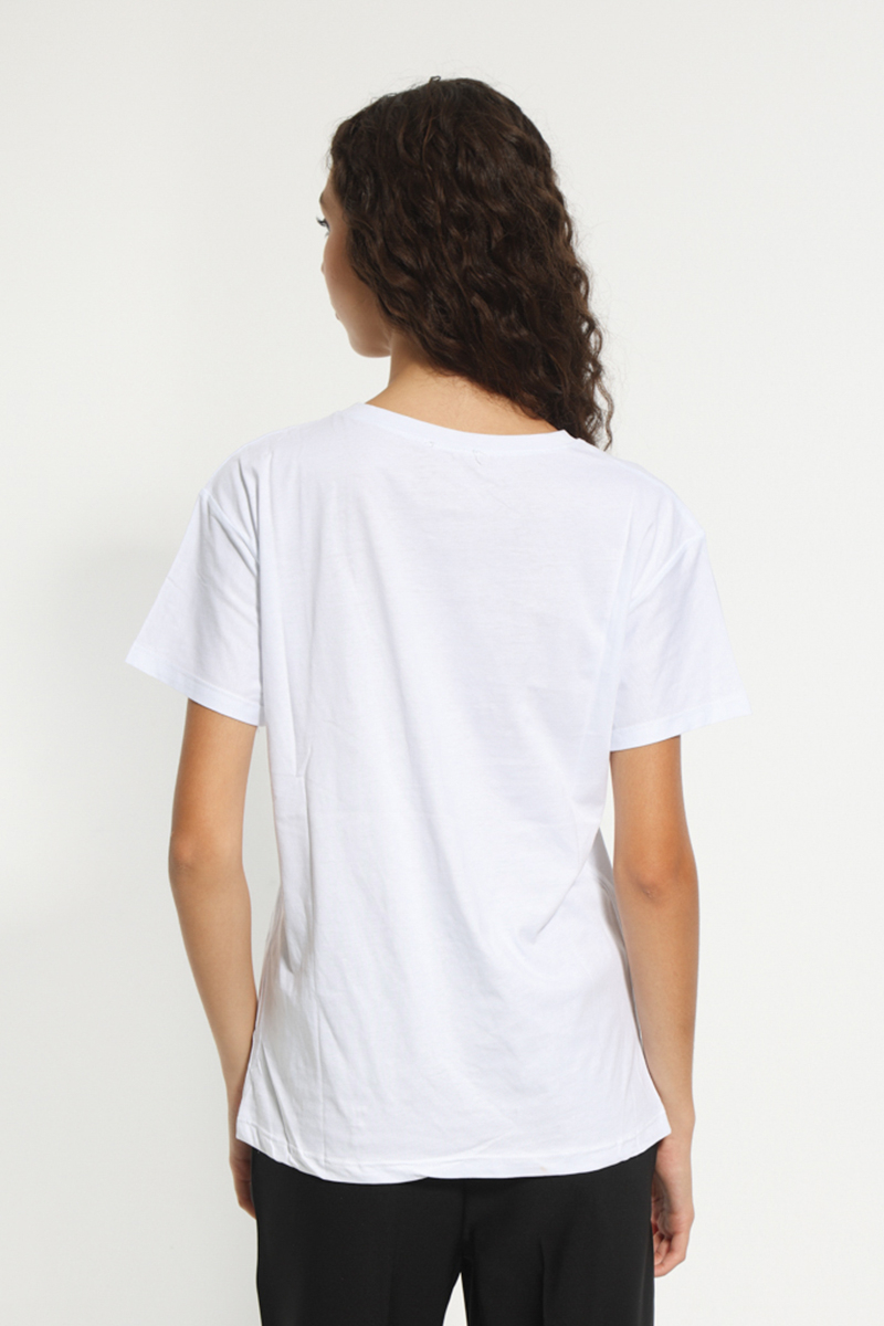 WHITE T-SHIRT WITH GOLD LOGO