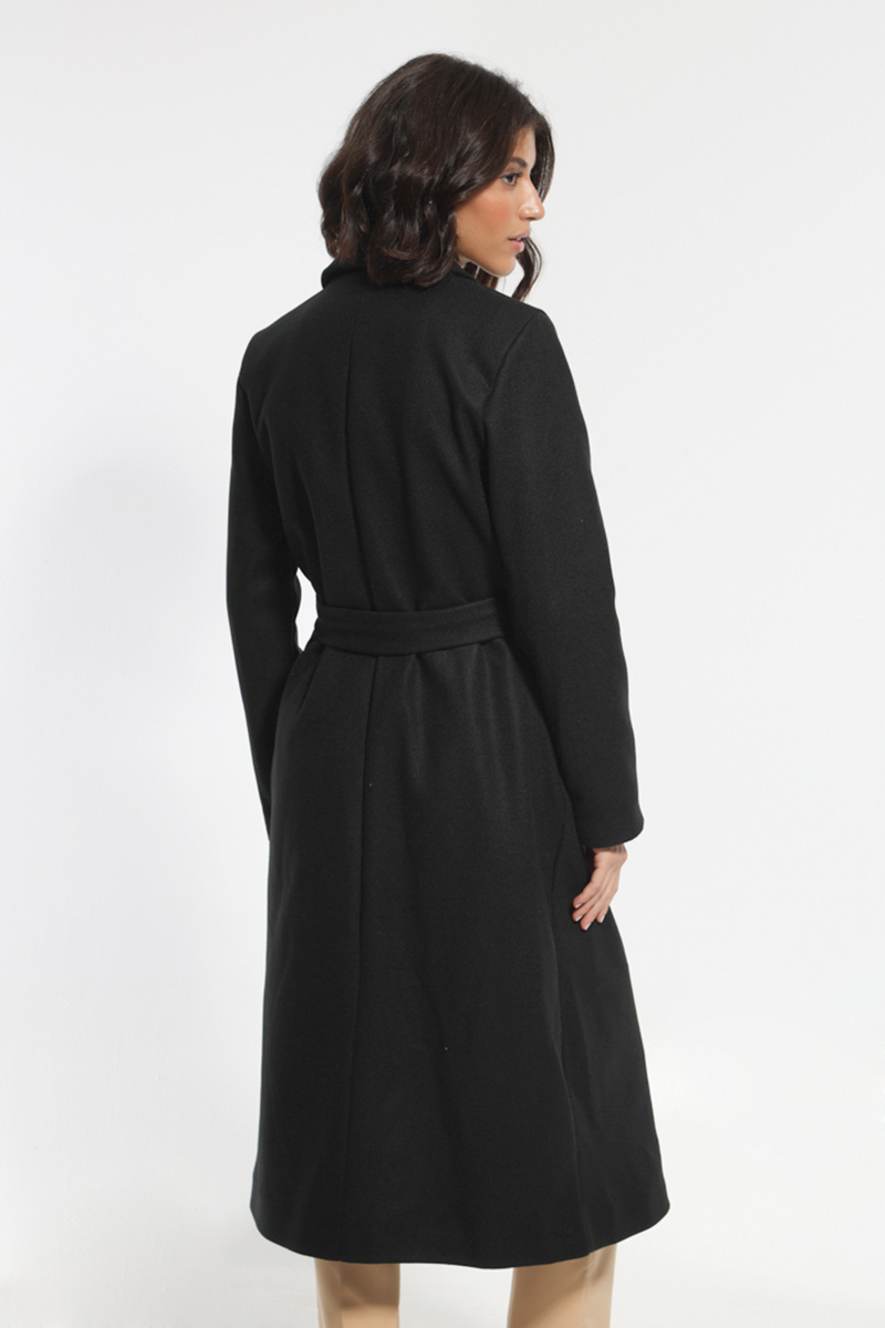 BLACK COAT WITH WAIST BELT AND POCKETS