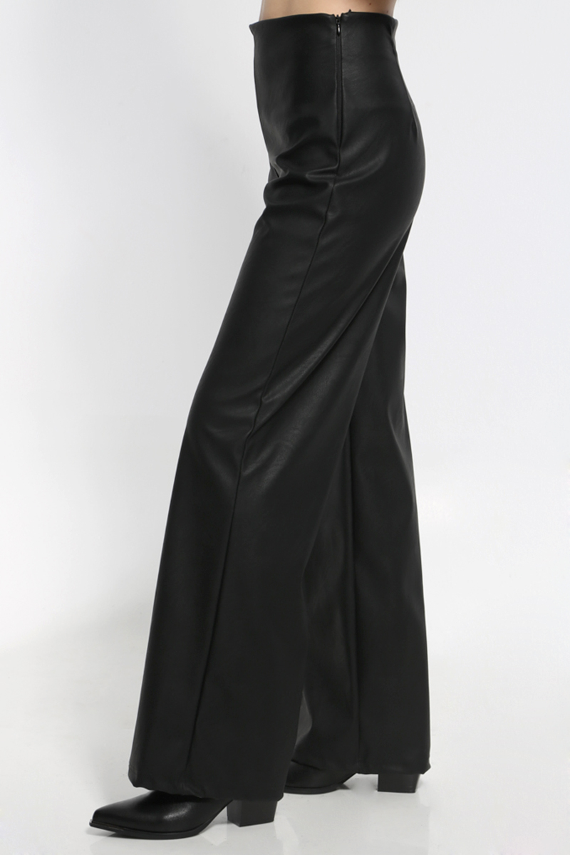 WIDE PANTS BLACK LEATHER LOOK