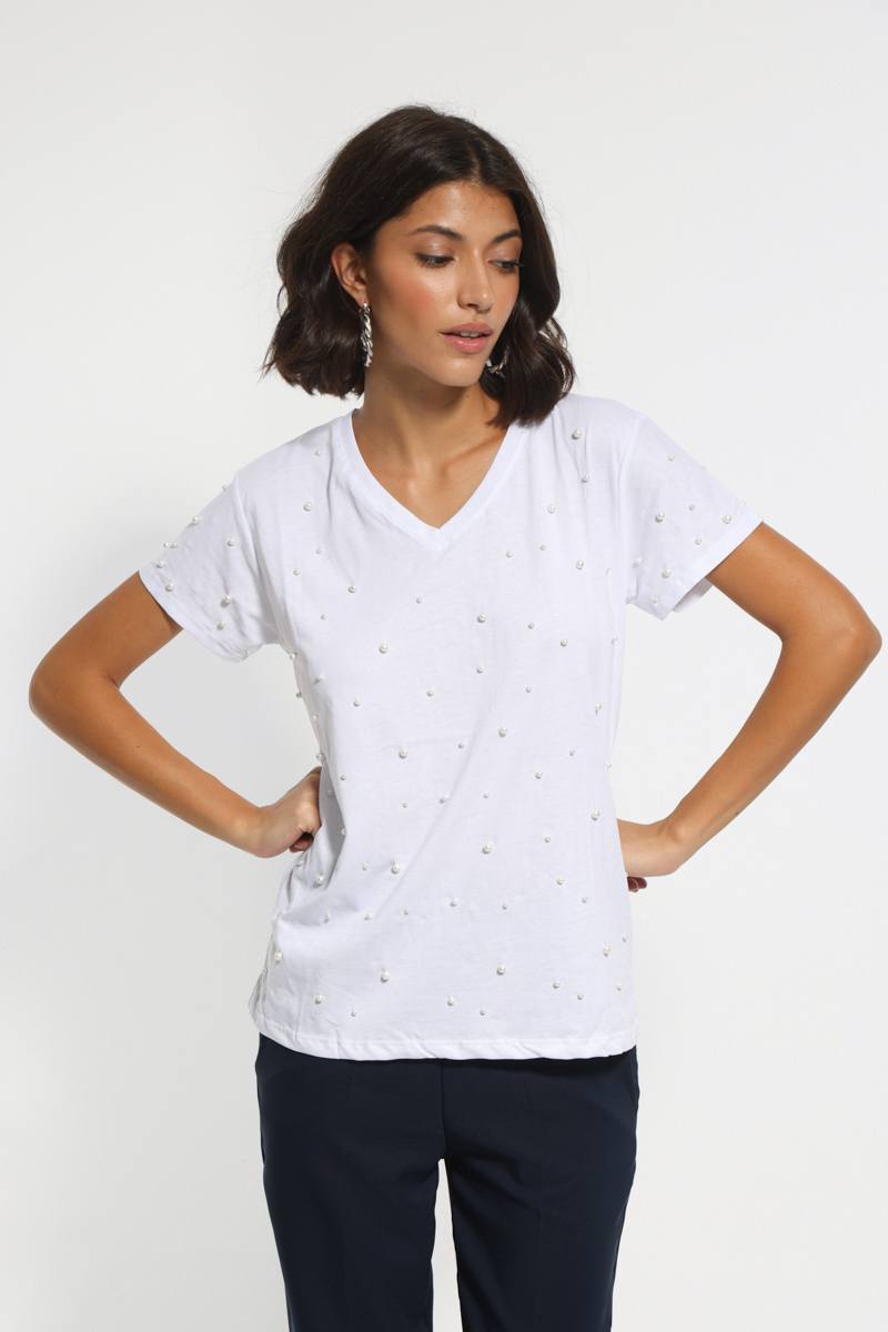 WHITE V-NECK T-SHIRT