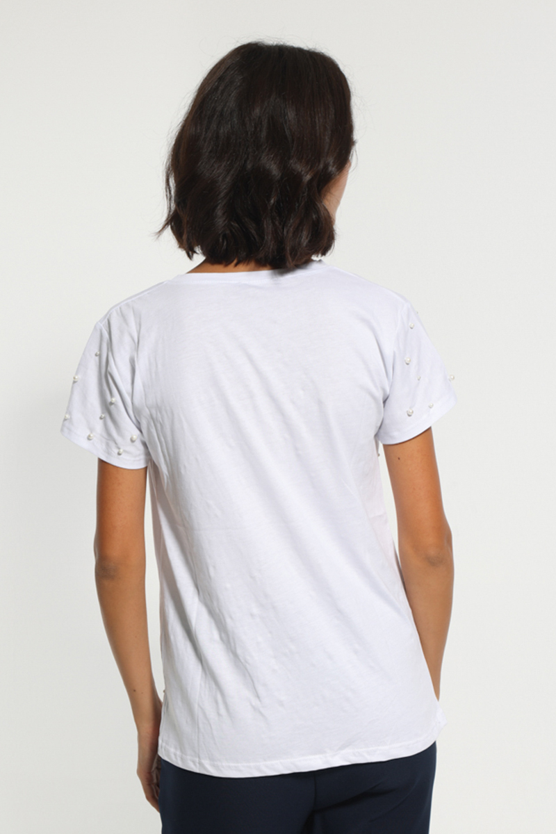 WHITE V-NECK T-SHIRT