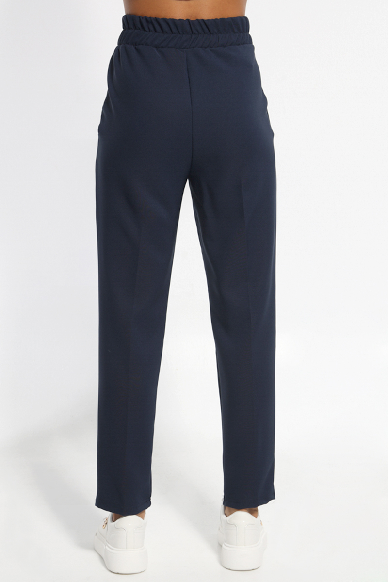 STRAIGHT LINE PANTS IN BLUE COLOR