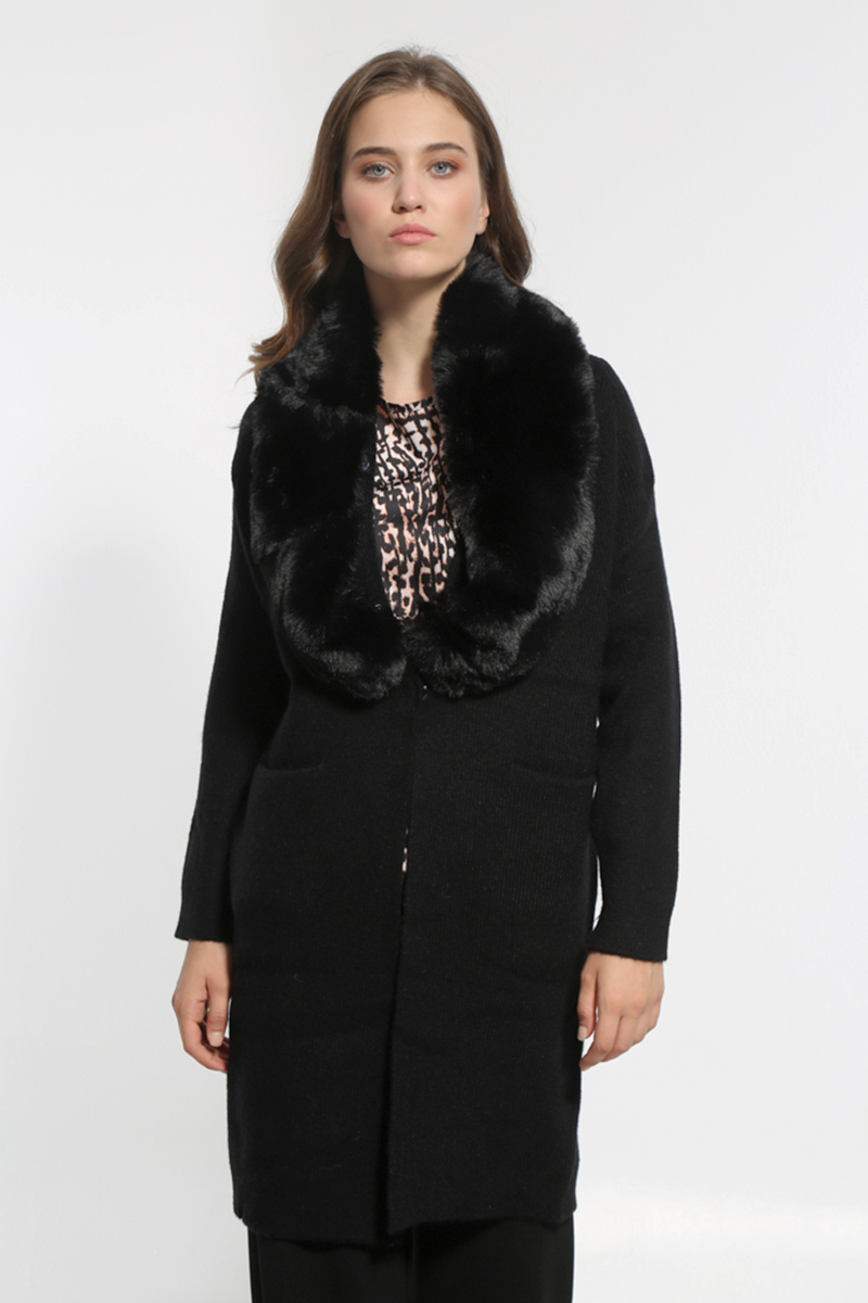 LONG BLACK JACKET-PULLOVER WITH FUR AND WAIST BELT