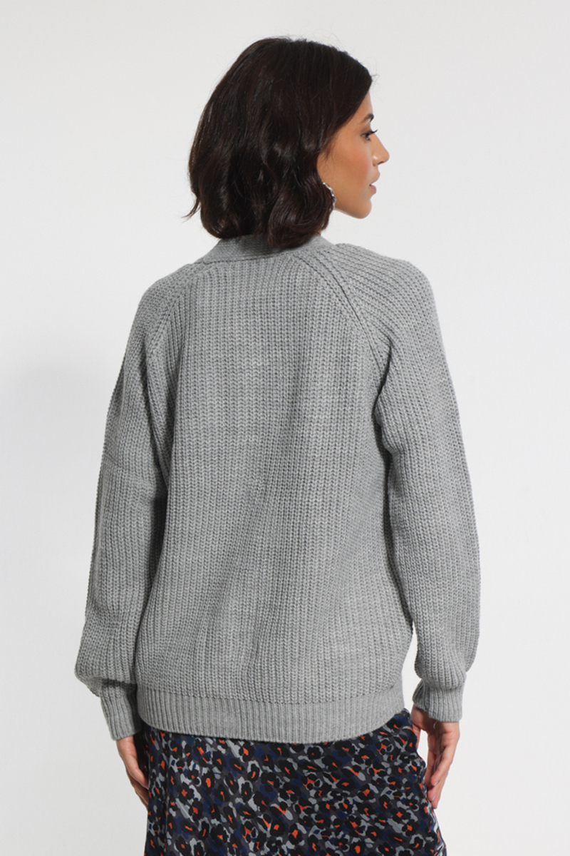 GRAY KNIT JACKET WITH LARGE BUTTONS