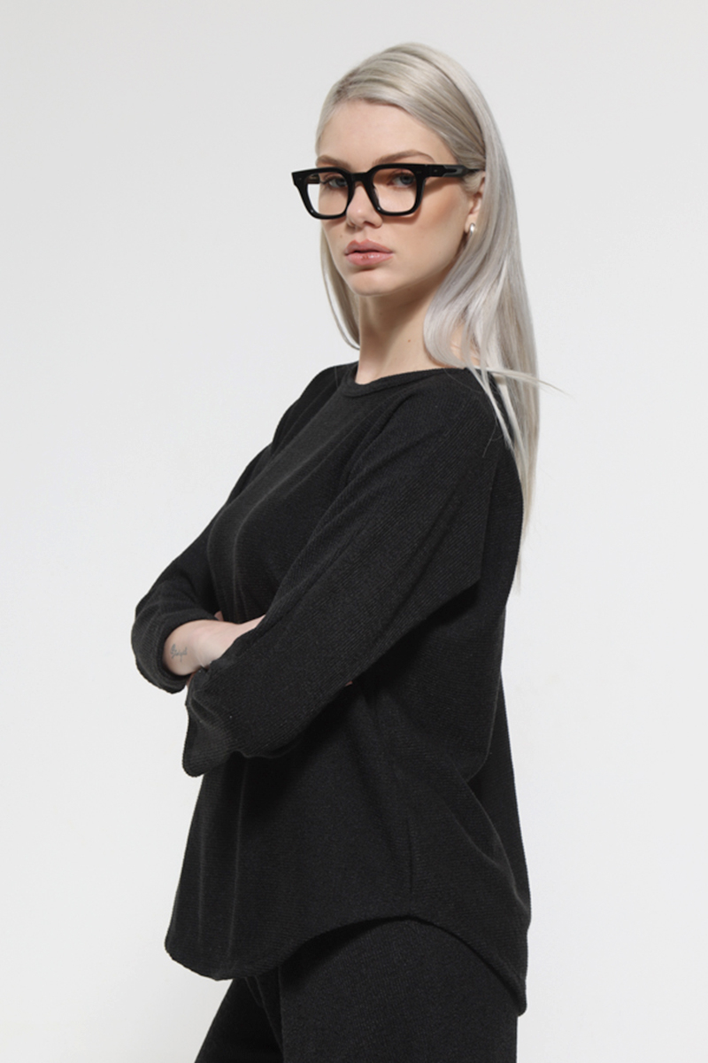 BLACK LONG SLEEVE BLOUSE