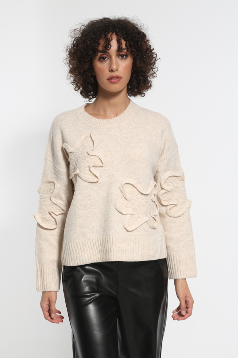 BEIGE SWEATER WITH PATTERNS