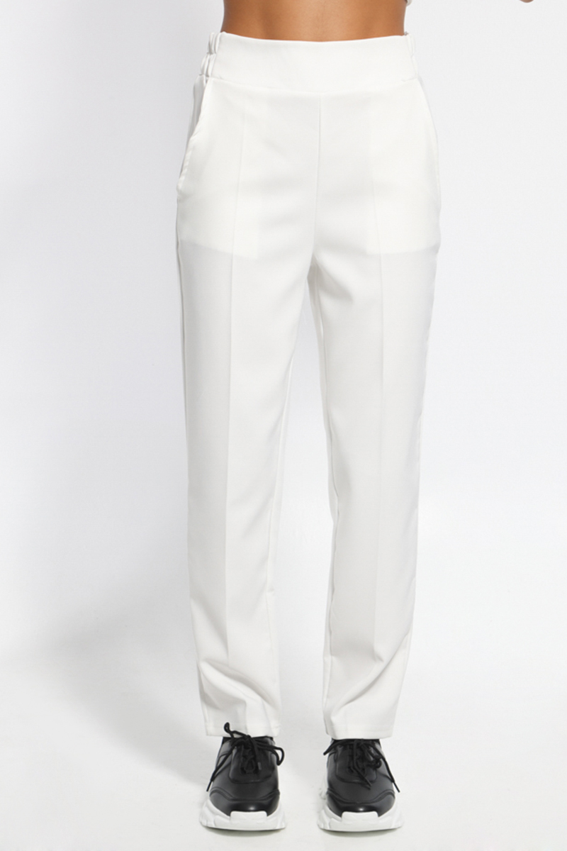 WHITE PANTS IN A STRAIGHT LINE WITH POCKETS