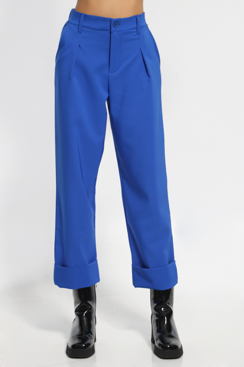 ROYAL BLUE PANTS IN A STRAIGHT LINE WITH REVERSES