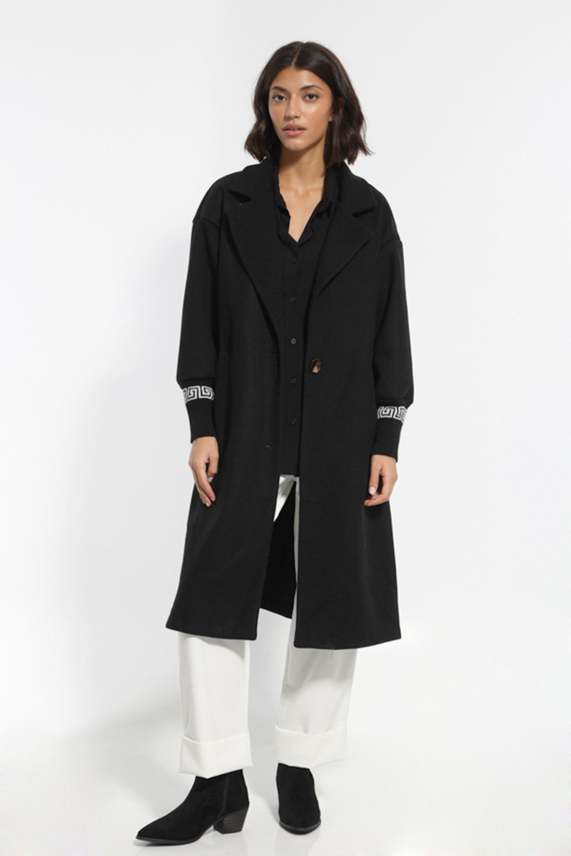 BLACK LONG COAT WITH BUTTONS