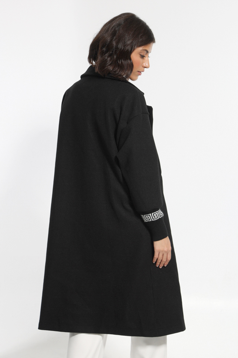 BLACK LONG COAT WITH BUTTONS