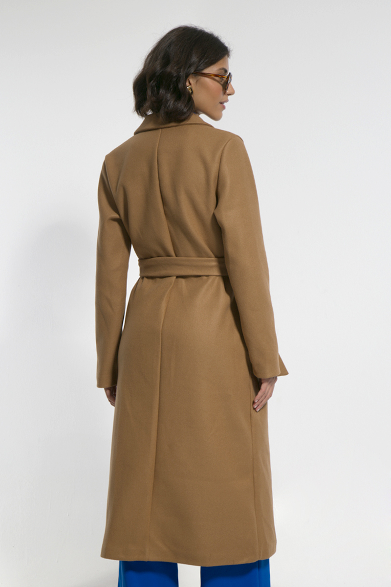 CAMEL COAT WITH WAIST BELT AND POCKETS