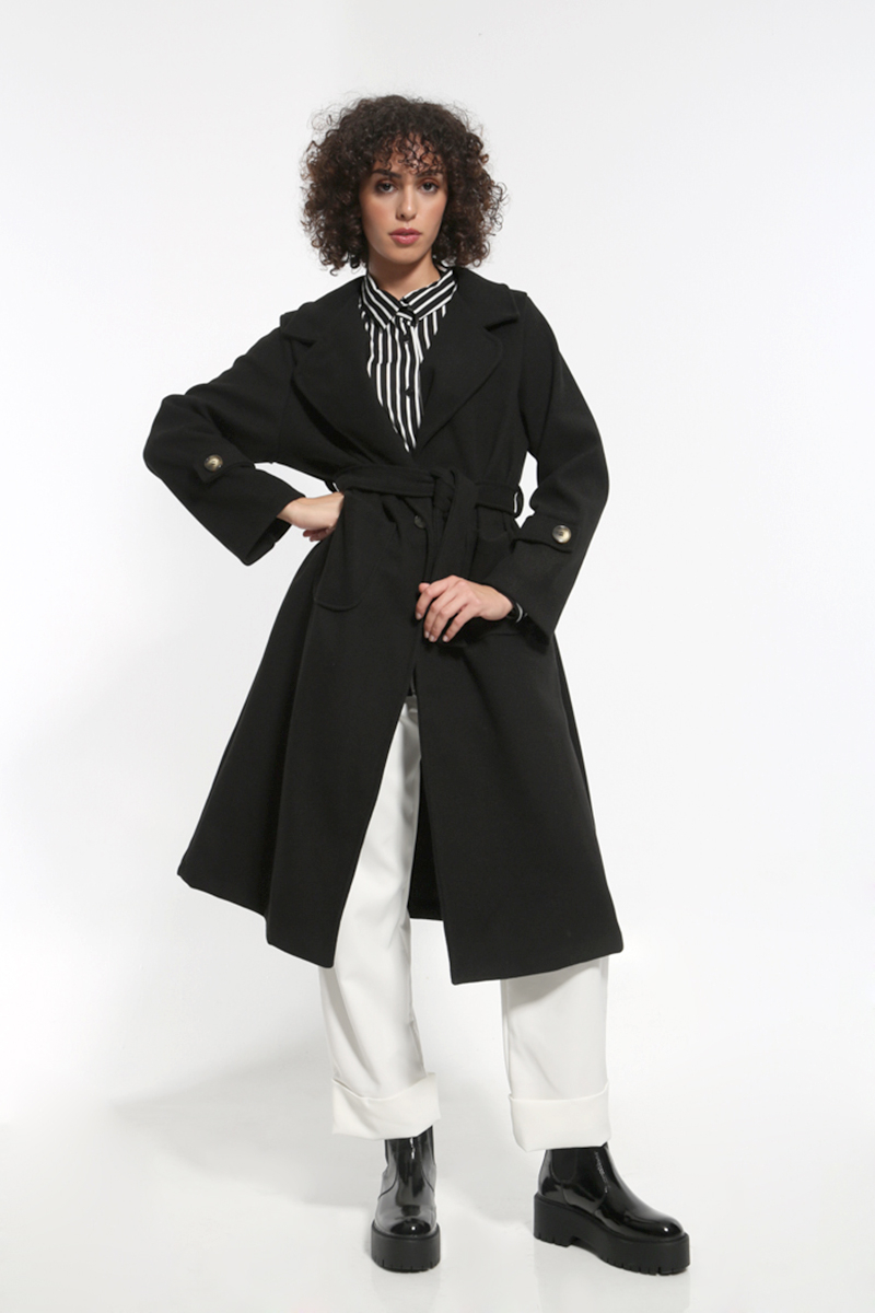 LONG BLACK COAT WITH WAIST BELT