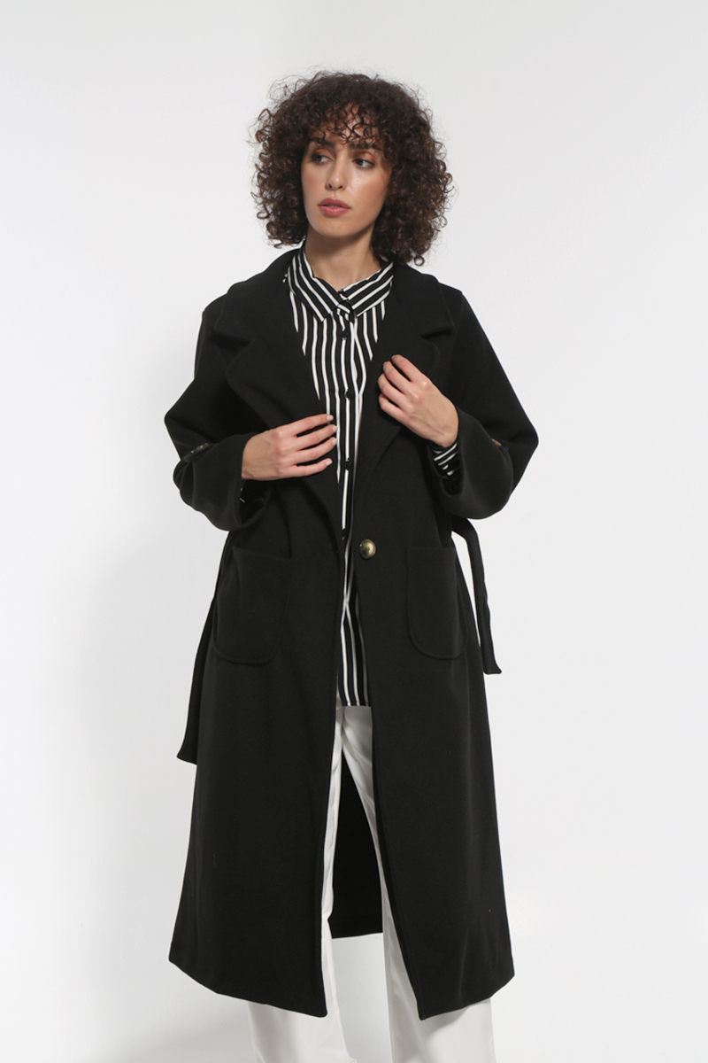 LONG BLACK COAT WITH WAIST BELT