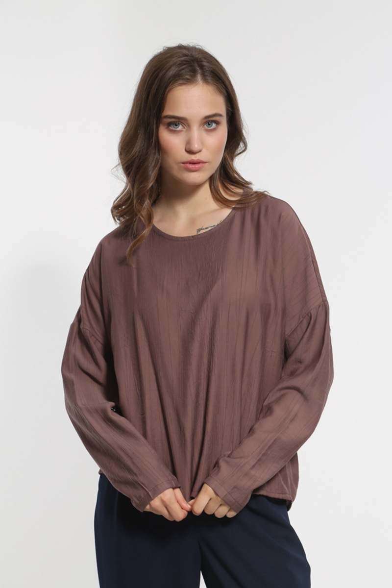 COMFORTABLE BROWN LONG SLEEVED BLOUSE