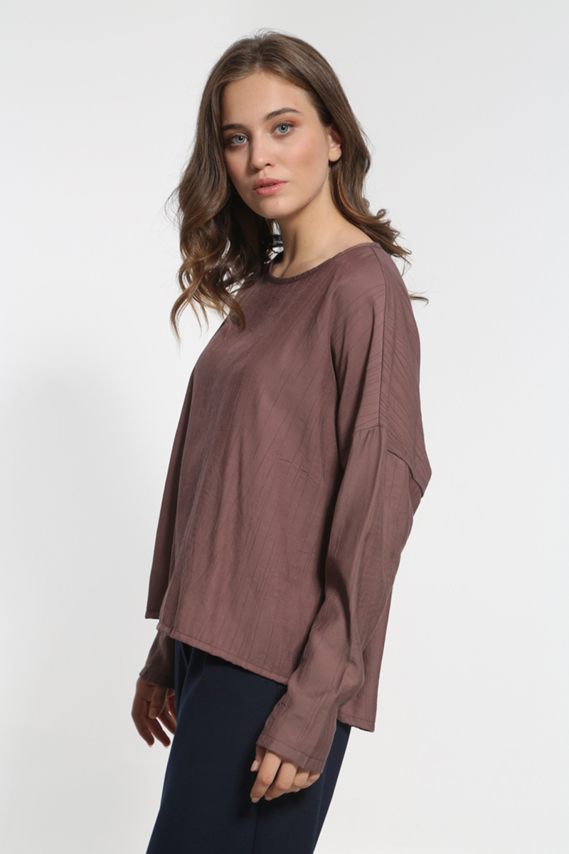 COMFORTABLE BROWN LONG SLEEVED BLOUSE