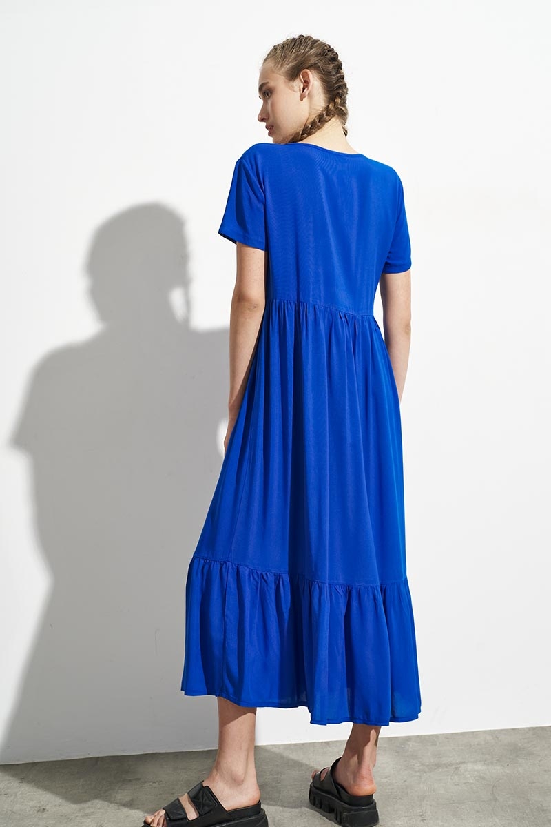 ΜΑΧΙ FOLDED DRESS WITH V-NECK AND BUTTONS, BLUE