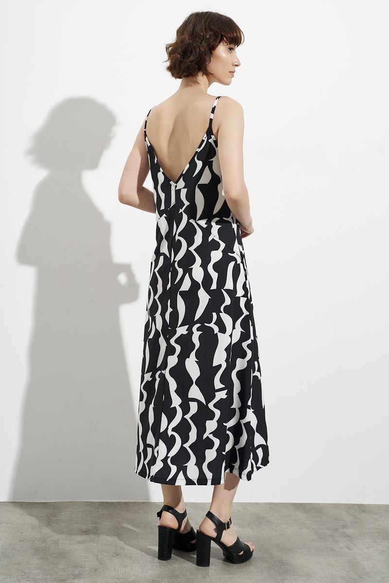 A-LINE DRESS WITH BRACES, WITH POCKETS, BLACK & WHITE