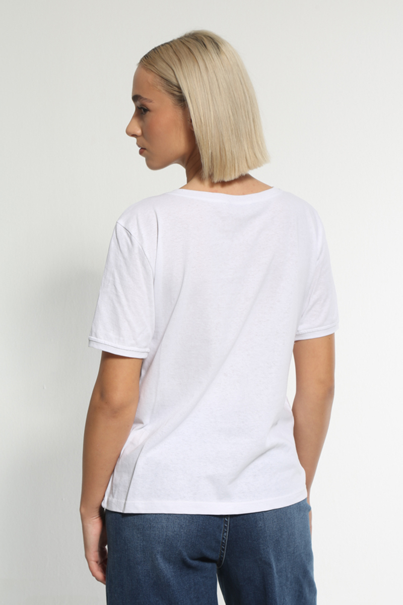 WHITE PATTERNED T-SHIRT