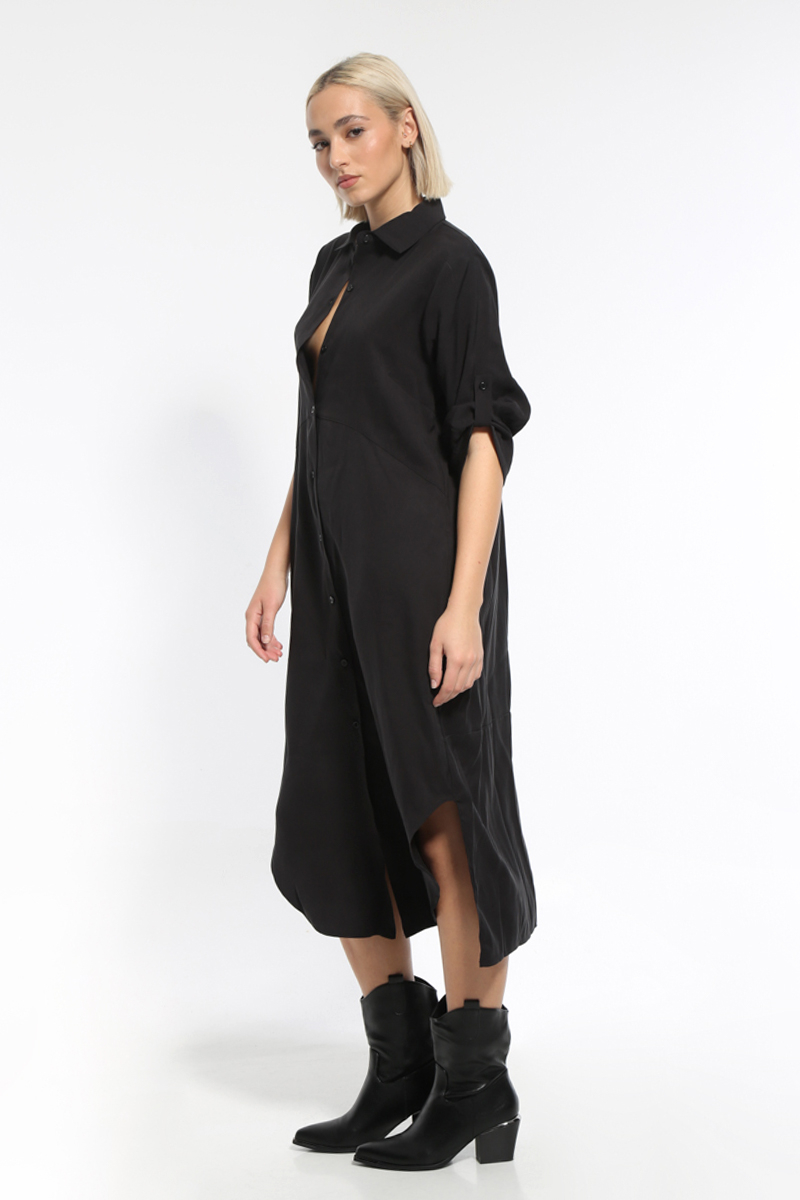 BLACK WIDE LONG SLEEVED DRESS