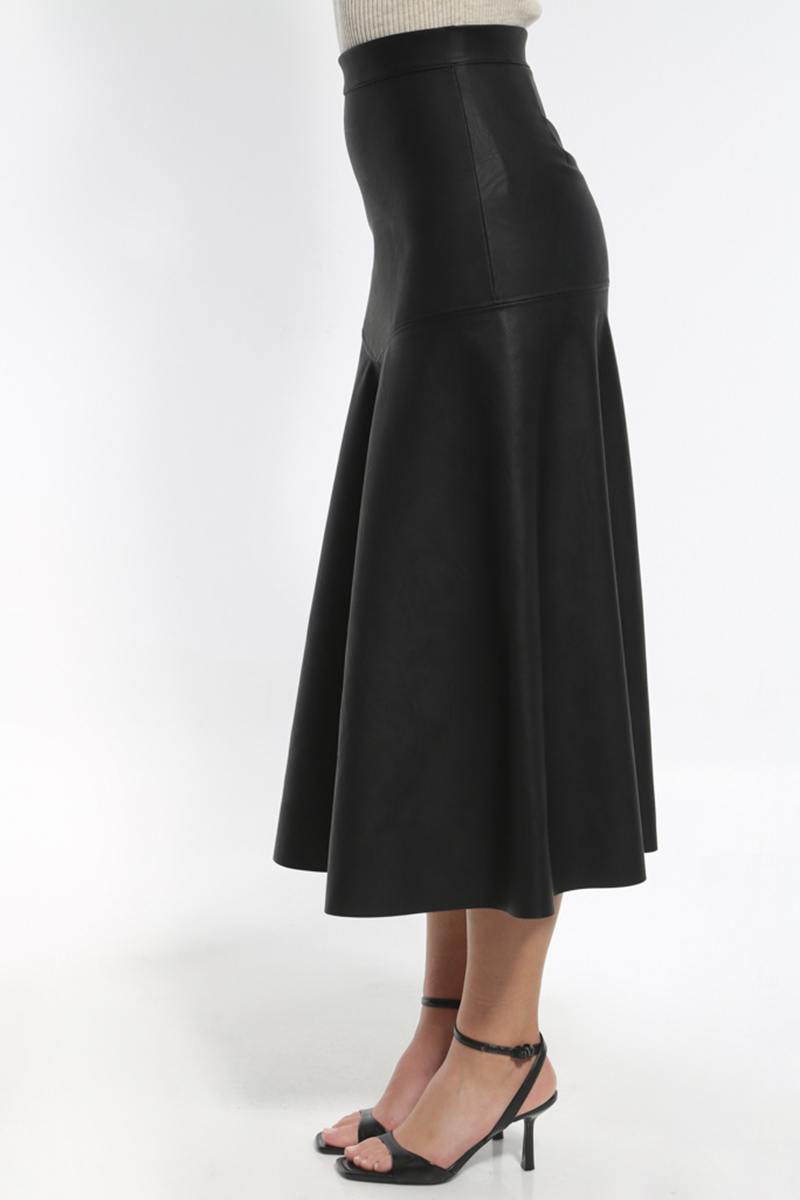 BLACK ASYMMETRICAL MAXI SKIRT