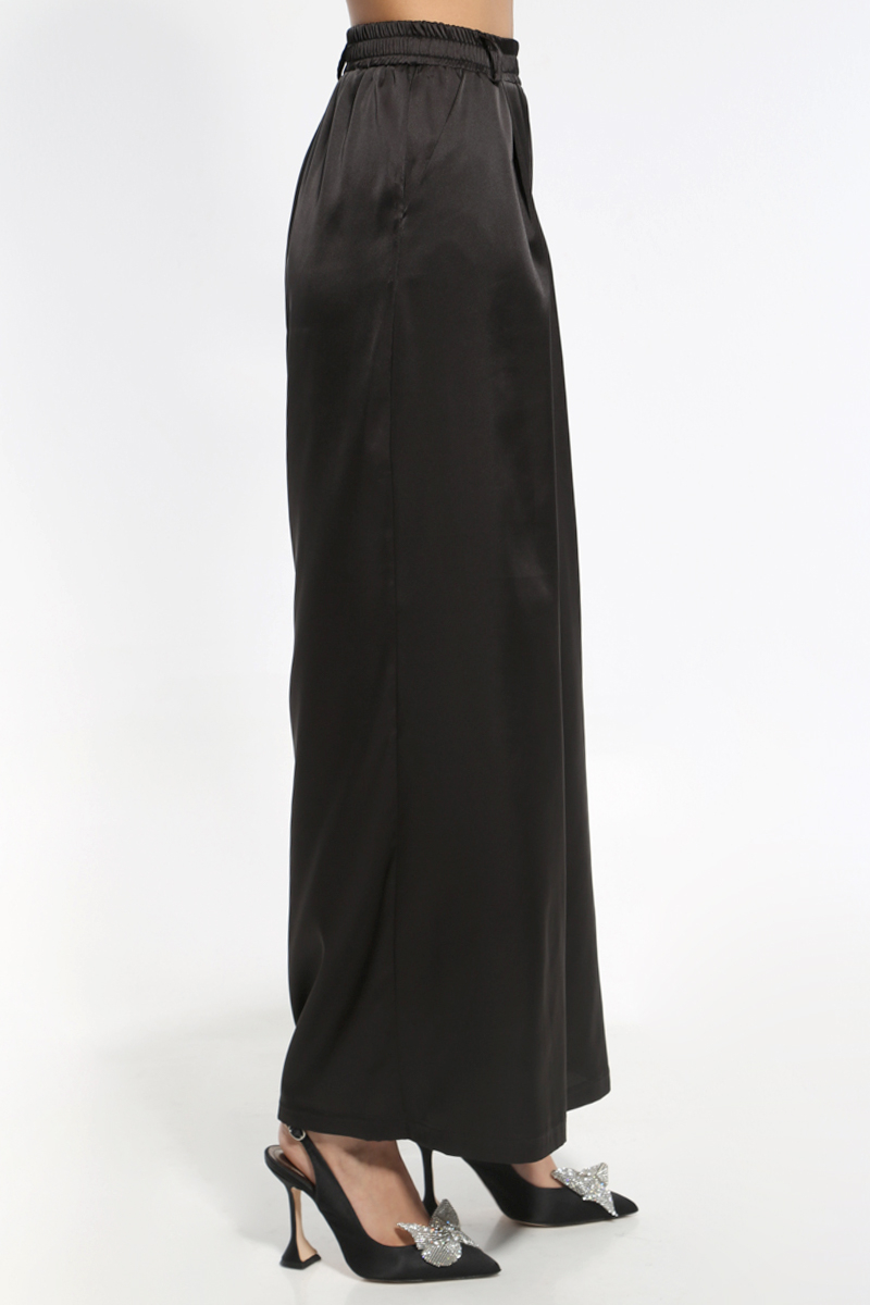 WIDE BLACK PANTS WITH POCKETS AND ELASTIC WAIST