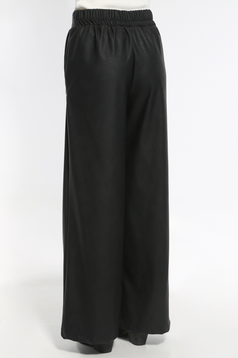 LEATHER LOOK BLACK WIDE PANTS WITH POCKETS