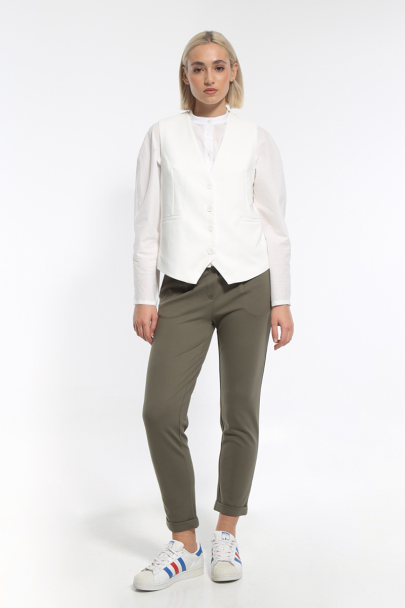 COMFORTABLE KHAKI PANTS WITH ELASTIC WAIST