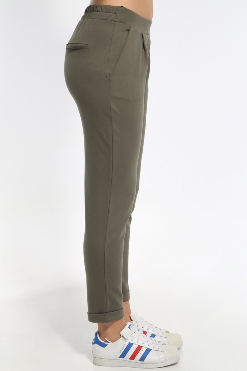 COMFORTABLE KHAKI PANTS WITH ELASTIC WAIST