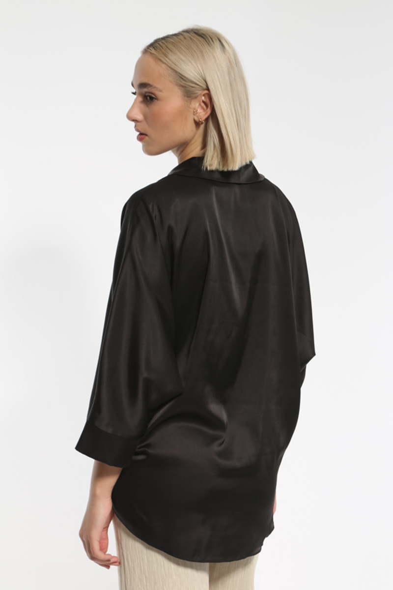 SATIN BLACK BLOUSE WITH COLLAR AND WAIST TIE