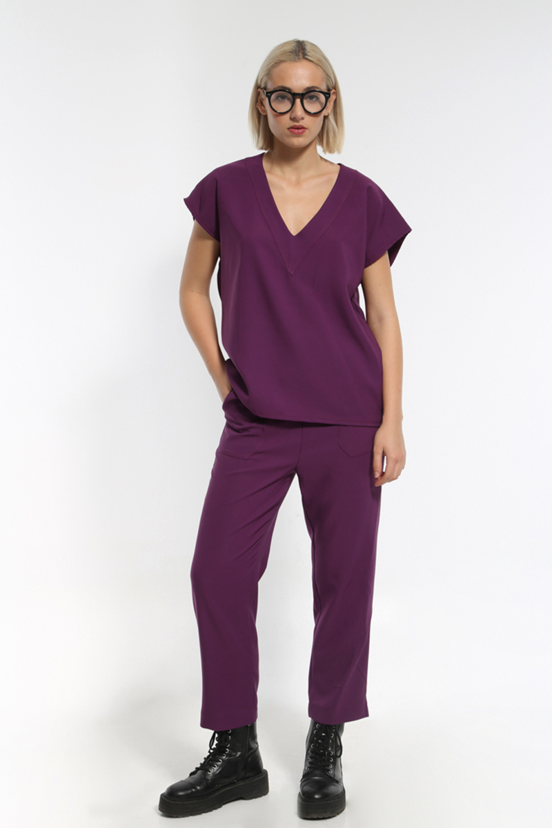 PURPLE SET WITH SHORT-SLEEVED T-SHIRT AND PANTS