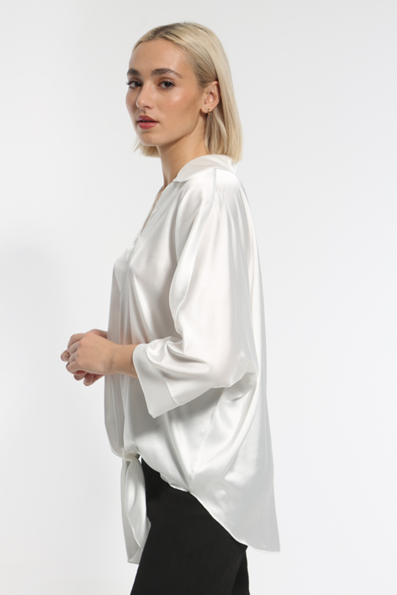 WHITE T-SHIRT WITH COLLAR AND WAIST TIE